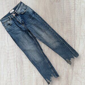 MANGO MNG Slouchy Mom High Waist Cropped Frayed Button Fly Jeans Denim Size 4